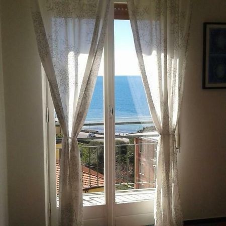 Chloe Apartment Levanto Exterior photo